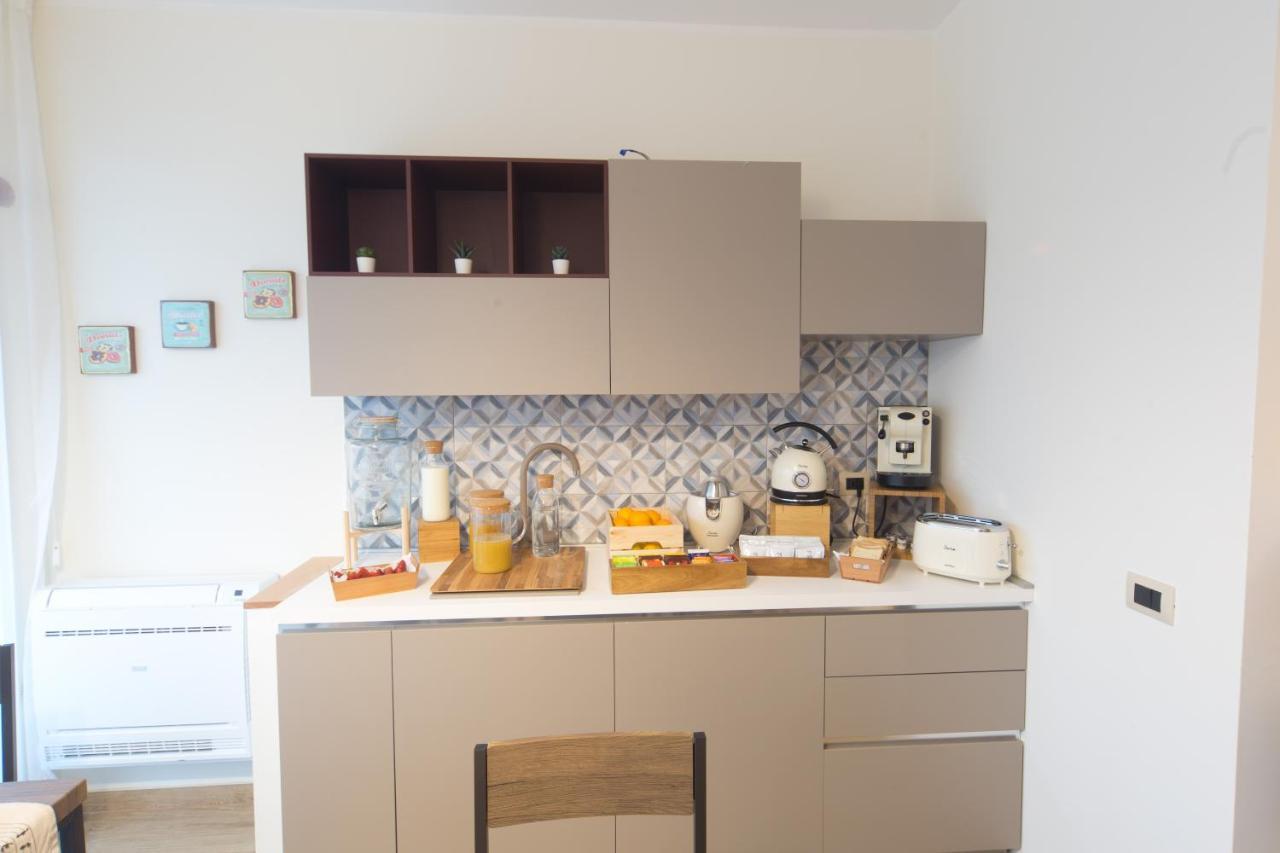 Slow Chic Apartment Beb Policlinico Messina Eksteriør billede