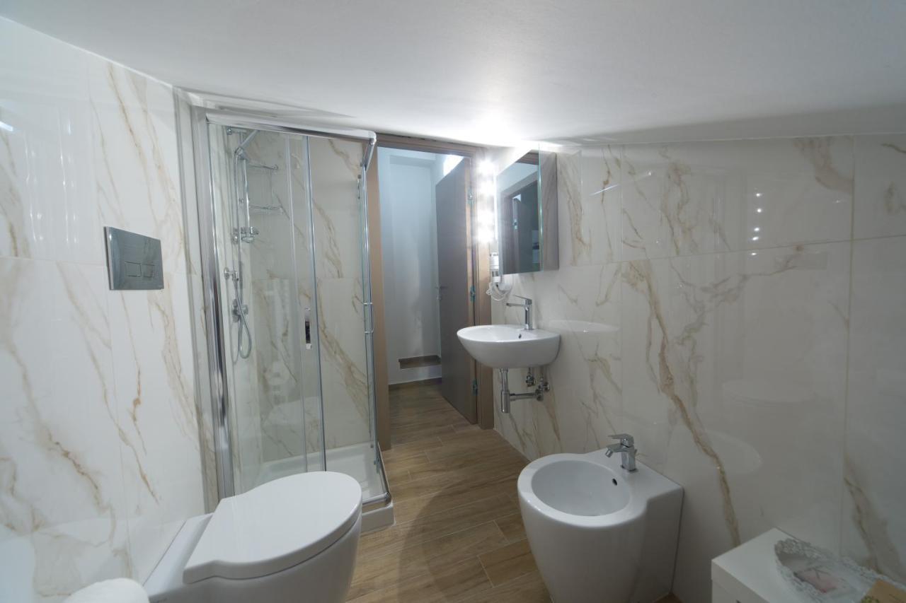 Slow Chic Apartment Beb Policlinico Messina Eksteriør billede