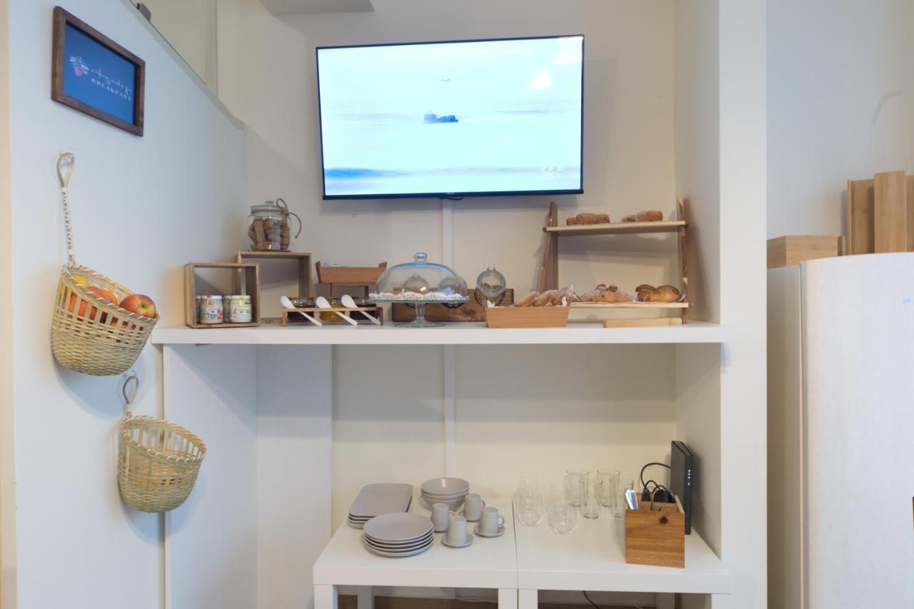 Slow Chic Apartment Beb Policlinico Messina Eksteriør billede